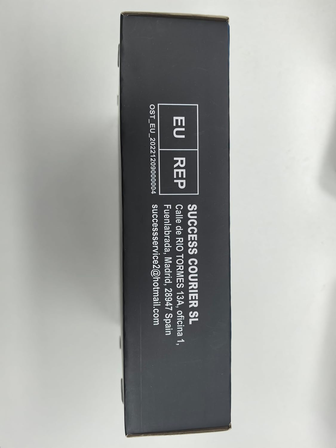 Massage Gun Deep Tissue, Muscle Percussion Massager with 30 Speeds Quiet Hand Massagers with LCD Touch Screen 10 Heads for Shoulder Body Back Relaxation (Black)